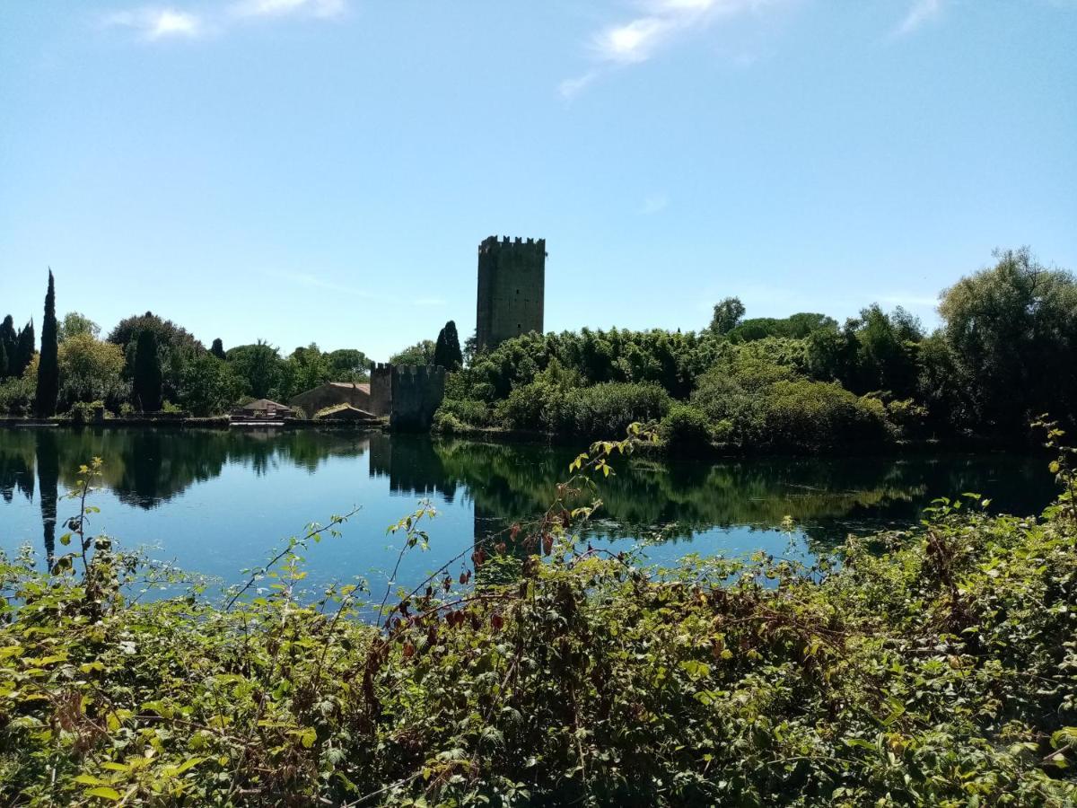 Bed and Breakfast La Bella Ninfa Sermoneta Exterior foto